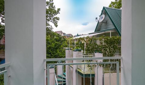 Двухкомнатный люкс. Гостевой дом Гномик, г. Туапсе, с. Агой