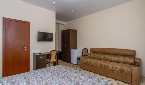 Трехместный номер. Отель Оксана, Туапсинский район, п. Небуг