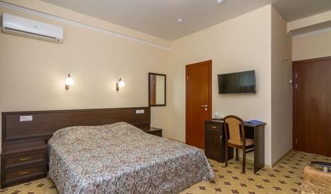 Трехместный номер. Отель Оксана, Туапсинский район, п. Небуг