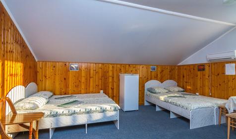 Шестиместный эконом. Гостевой дом У Радика, Туапсе, Джубга