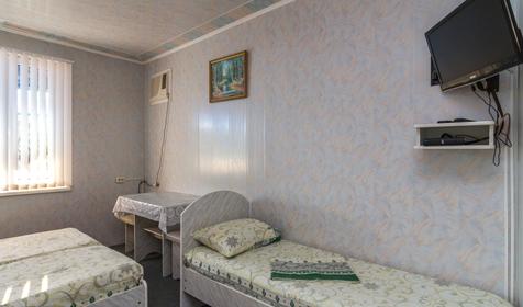 Четырехместный полулюкс. Гостевой дом У Радика, Туапсе, Джубга