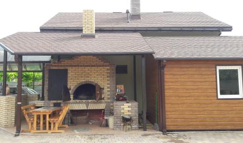 Гостиный дворик