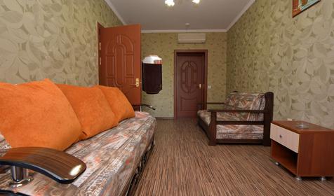 Люкс двухкомнатный четырехместный (2-4 этаж)