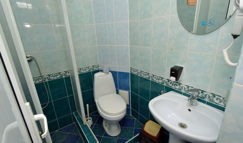 Люкс двухкомнатный четырехместный (2-4 этаж)