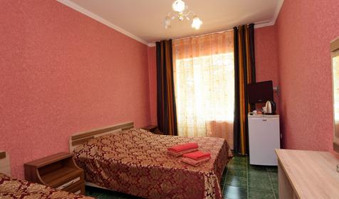 Полулюкс трехместный (2-4 этаж)