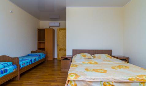 Стандарт четырехместный. Гостевой дом Бриз, Туапсе, Небуг