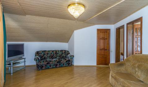 Люкс трехкомнатный в коттедже. Гостевой дом Бриз, Туапсе, Небуг