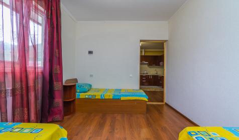 Люкс трехкомнатный. Гостевой дом Бриз, Туапсе, Небуг