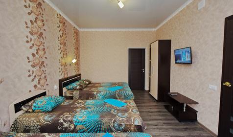 Четырехместный с балконом. Мини-гостиница Абрикос, г. Геленджик, п. Кабардинка