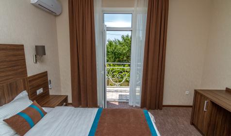 Комфорт с балконом. Гостевой дом Артемида, Геленджик, Архипо-Осиповка