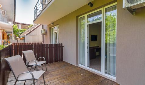 Комфорт с террасой. Гостевой дом Артемида, Геленджик, Архипо-Осиповка