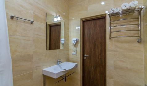 Комфорт плюс с балконом. Гостевой дом Артемида, Геленджик, Архипо-Осиповка