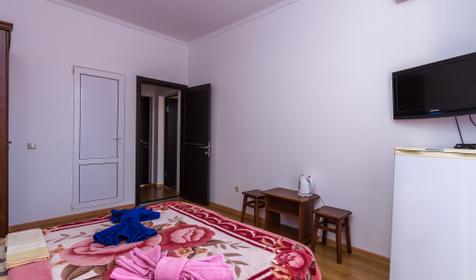 Двухкомнатный номер. Отель София, Геленджик, Дивноморское