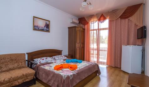 Двухкомнатный номер. Отель София, Геленджик, Дивноморское