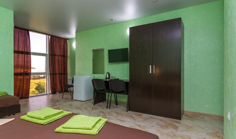 Улучшенный трехместный. Гостевой дом Легенда, г. Геленджик, с. Дивноморское