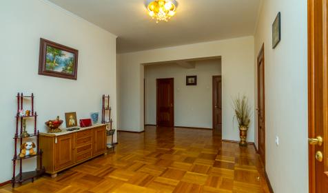 Трехкомнатный с гостиной и кухней. Гостевой дом на Новороссийской, Геленджик, Кабардинка