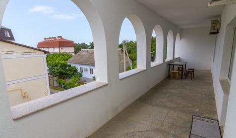 Трехкомнатный с гостиной и кухней. Гостевой дом на Новороссийской, Геленджик, Кабардинка