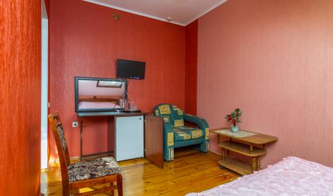 Двухкомнатный четырехместный стандарт. Частная гостиница Изумрудная, Геленджик