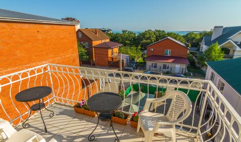 Двухместный люкс с видом на море. Частная гостиница Изумрудная, Геленджик