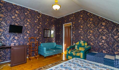 Cемейный. Частная гостиница Изумрудная, Геленджик