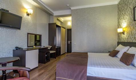 Стандарт с видом на бассейн. Отель Понтос, Анапа, Витязево