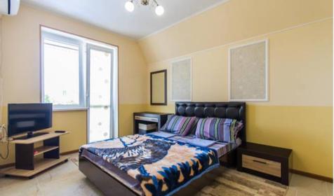 Двухкомнатный семейный с балконом, 3 этаж