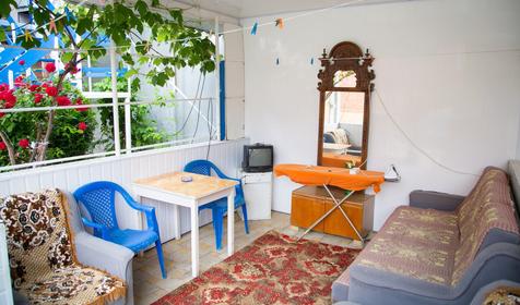 Двухкомнатный со всеми удобствами на втором этаже