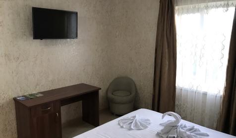 Бюджетный двухместный с 2 отдельными кроватями. Гостевой дом Парус, Туапсе, Джубга