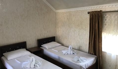 Бюджетный двухместный с 2 отдельными кроватями. Гостевой дом Парус, Туапсе, Джубга