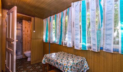 Домик трехместный с удобствами. База отдыха Экспресс, Туапсе, Бухта Инал