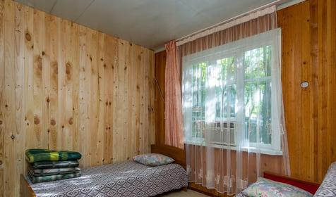 Домик с удобствами четырехместный. База отдыха Экспресс, Туапсе, Бухта Инал