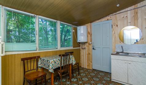 Домик с удобствами четырехместный. База отдыха Экспресс, Туапсе, Бухта Инал