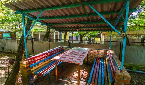 Домик с удобствами четырехместный. База отдыха Экспресс, Туапсе, Бухта Инал