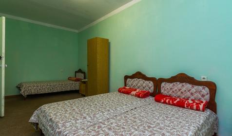 Стандарт пятиместный (двухкомнатный). База отдыха Экспресс, Туапсе, Бухта Инал