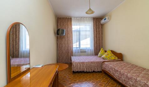 Семейный. Гостевой дом Лето, Сочи, Адлер