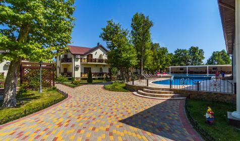 Отель Платан Resort, Анапа, Витязево