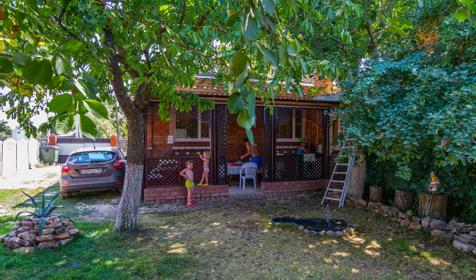 Гостевой дом На Крутом, г. Ейск, ст. Должанская