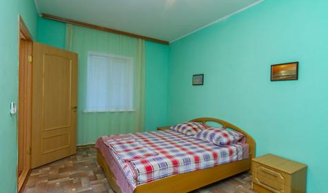 Двухкомнтаный стандарт. База отдыха Роза ветров, Ейский район, ст. Должанская, коса Долгая