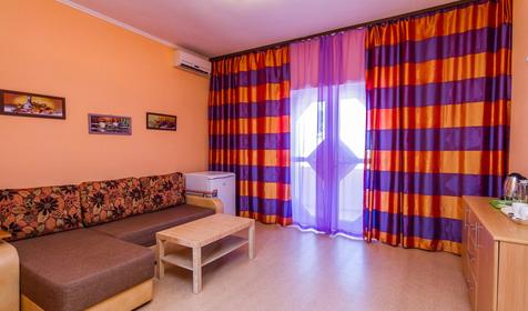 Люкс. База отдыха Роза ветров, Ейский район, ст. Должанская, коса Долгая