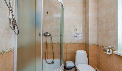 Особняк. База отдыха Роза ветров, Ейский район, ст. Должанская, коса Долгая