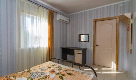 Гостевой дом Солнечный, Ейск, Должанская