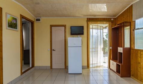 Гостевой дом Солнечный, Ейск, Должанская