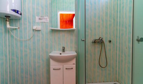 Двухместный с удобствами, верандой и кухней. База отдыха Бриз, Ейск, Должанская