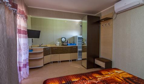 Двухместный с удобствами, верандой и кухней. База отдыха Бриз, Ейск, Должанская