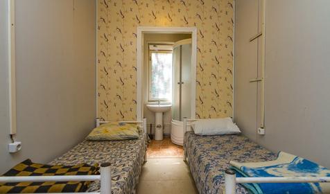 Двухместный с удобствами. База отдыха Нефтяник, п. Архипо-Осиповка