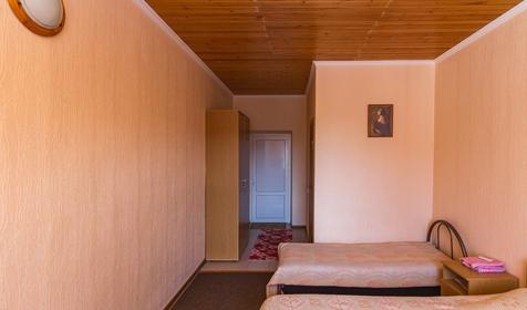 Трехместный полулюкс. Гостевой дом София, г. Геленджик, с. Архипо-Осиповка