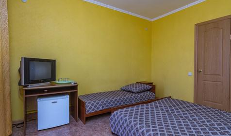 Трехместный стандарт. Гостевой дом Миколина усадьба, Анапа, Витязево