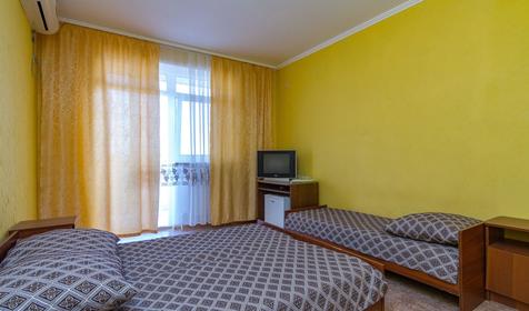 Трехместный стандарт. Гостевой дом Миколина усадьба, Анапа, Витязево