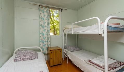 Эконом трехместный. База отдыха Inal Bay База отдыха “Золотой Колос”, Туапсинский район, Бухта Инал