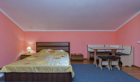 Трехместный оранжевый. Гостевой дом В гостях у Анжелы, Геленджик, Архипо-Осиповка